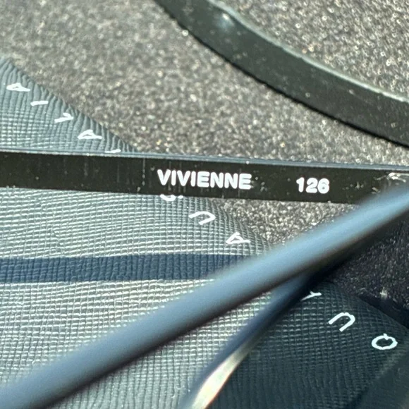 QUAY AUSTRALIA "Vivienne" Aviator Sunglasses (black/smoke)  Men’s frames only - Picture 7 of 12